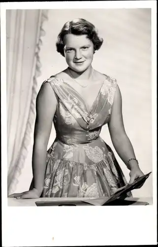 Ak Soestdijk, Prinzessin Irene der Niederlande, Portrait 1956