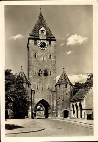 Ak Regensburg, Blick auf das Ostentor, Turm, Uhr