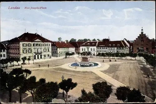 Ak Landau in der Pfalz, Max Josephs Platz, Brunnen