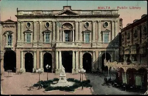 Ak Valletta Malta, Public Library, court, Monument