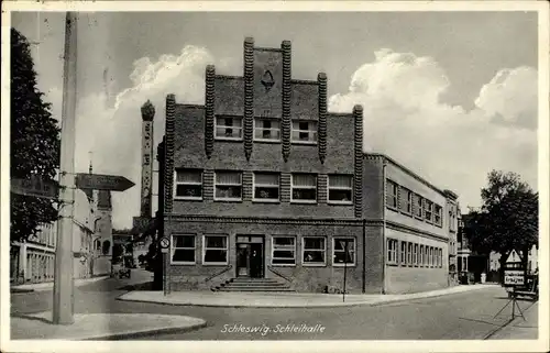 Ak Schleswig an der Schlei, Schleihalle, Straßenansicht