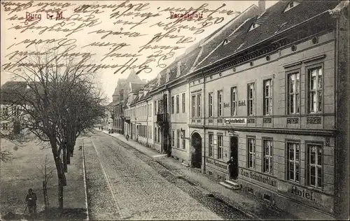 Ak Burg bei Magdeburg, Paradeplatz, Hotel Zum Schulterblatt