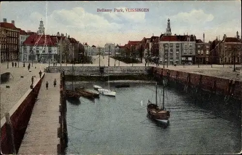 Ak Vlissingen Zeeland Niederlande, Bellamy Park, Hafenbecken, Boote