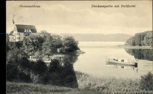 Ak Gremsmühlen Malente in Ostholstein, Dieckseepartie mit Parkhotel, Schiff