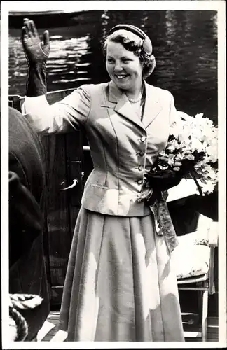 Ak Amsterdam Nordholland, Prinzessin Beatrix der Niederlande, Portrait 1956