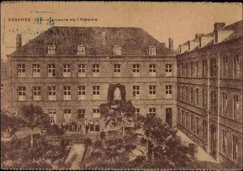 Ak Souchez Pas de Calais, Cour interieure de l'Hospice