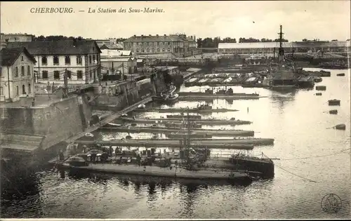 Ak Cherbourg Manche, La Station des Sous Marins