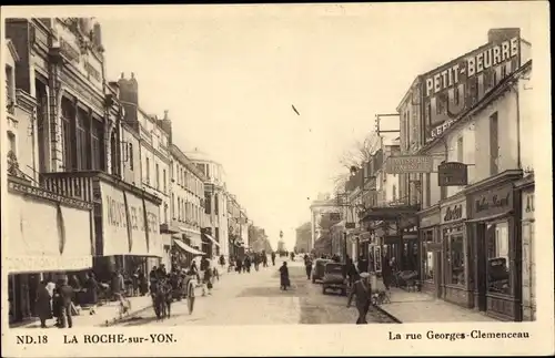 Ak La Roche sur Yon Vendee, La Rue Georges Clemenceau