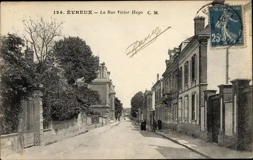 Ak Évreux Eure, La Rue Victor Hugo