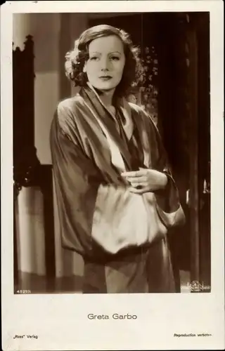 Ak Schauspielerin Greta Garbo, Portrait, Ross 4521/1