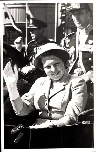 Ak Amsterdam Nordholland, Prinzessin Beatrix der Niederlande, Portrait 1956
