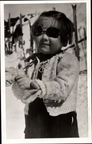 Ak Schweiz, Matterhorn, Adel Niederlande, Prinzessin Margriet im Schnee, Portrait 1947