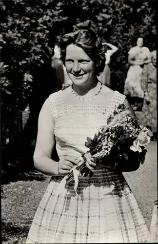 Ak Prinzessin Irene der Niederlande, Portrait