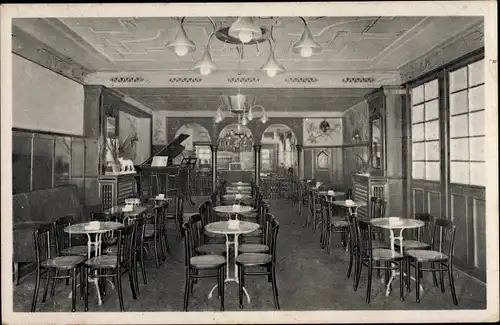 Ak Döbeln in Sachsen, Blick ins Rathaus Café