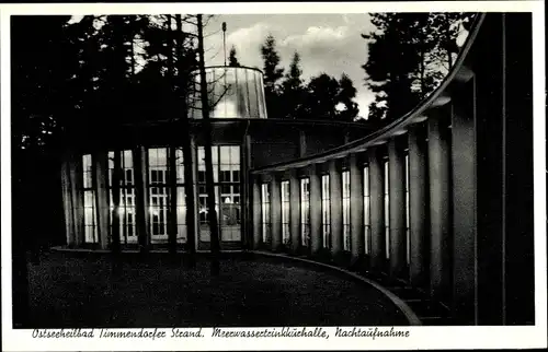 Ak Ostseebad Timmendorfer Strand, Meerwasser-Trinkkurhalle, bei Nacht