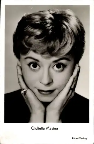 Ak Schauspielerin Giulietta Masina, Portrait, Film La Strada - Das Lied der Straße