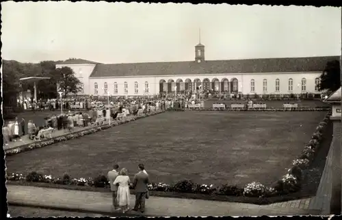 Foto Ak Nordseebad Norderney Ostfriesland, Am Kurhausplatz