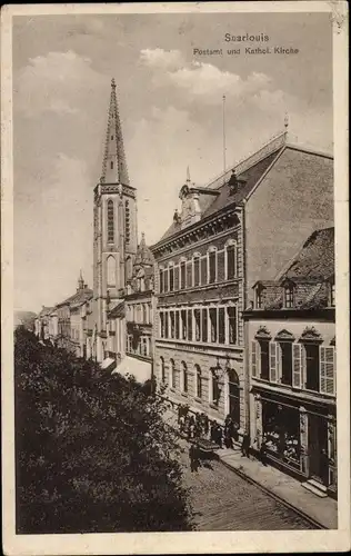 Ak Saarlouis Saarland, Postamt, katholische Kirche