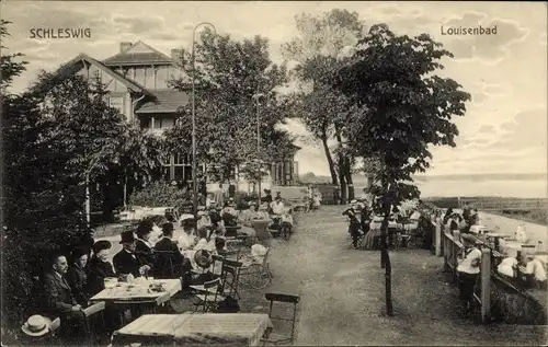 Ak Schleswig an der Schlei, Louisenbad, Terrasse