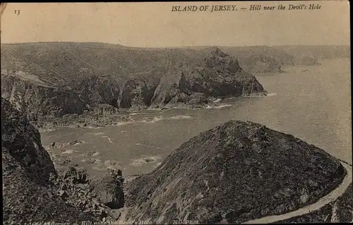 Ak Kanalinsel Jersey, Hill near the Devil's Hole