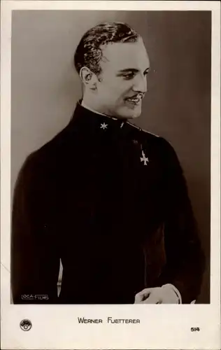 Ak Schauspieler Werner Fuetterer, Seitenportrait in Uniform