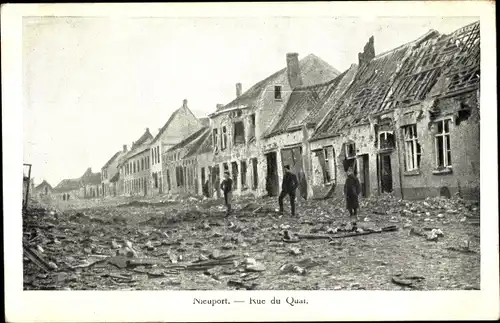 Ak Nieuport Nieuwpoort Westflandern, Rue du Quai, Kriegszerstörung I. WK