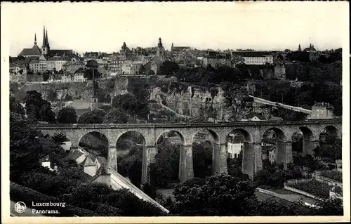 Ak Luxembourg, Vue panoramique, Viaduc, Maisons, L'Eglise