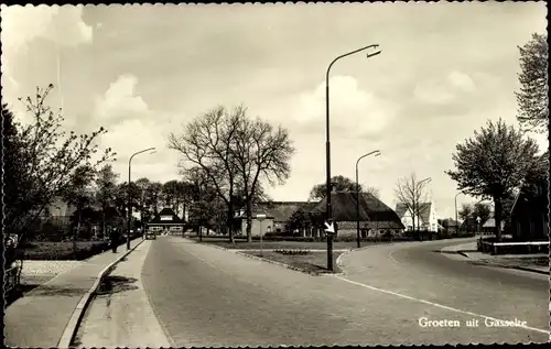 Ak Gasselte Drenthe, Straßenpartie