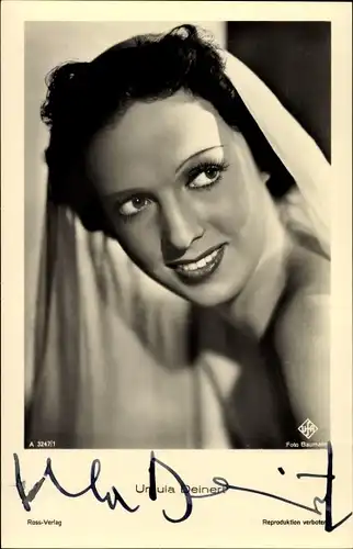 Ak Schauspielerin Ursula Deinert, Portrait, UFA Film, Ross Verlag A 3247 1