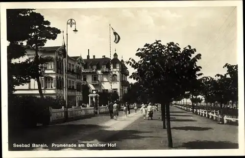 Ak Ostseebad Bansin Heringsdorf auf Usedom, Promenade am Bansiner Hof