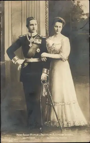Ak August Wilhelm Prinz von Preußen, Alexandra Viktoria von Schleswig Holstein Sonderburg Glücksburg