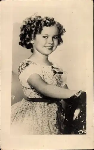 Foto Ak Schauspielerin Shirley Temple, Portrait