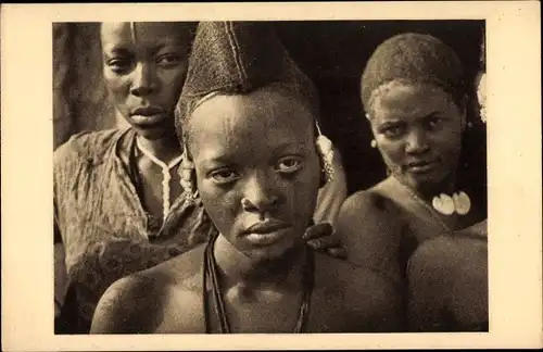 Ak Tchad Tschad, Afrique Equatoriale Francaise, Jeune femme Foulbé