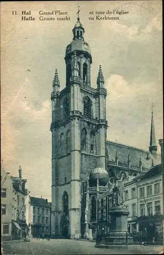 Ak Hal Flämisch Brabant Flandern, Grand Place et tour de l'eglise