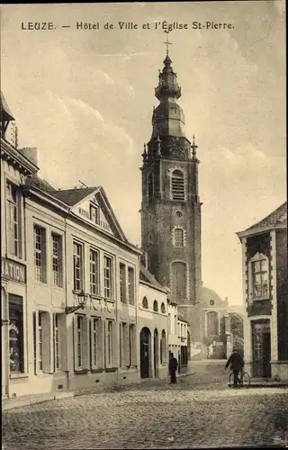 Ak Leuze en Hainaut Wallonien Hennegau, Hotel de Ville et l'Eglise St. Pierre