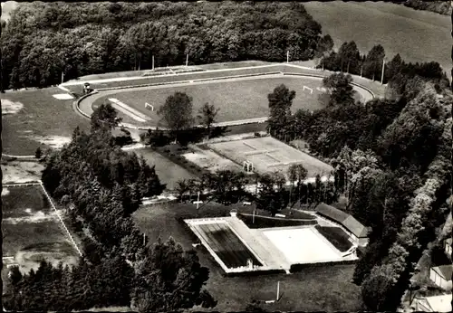 Ak Westerstede in Oldenburg Ammerland, Hössen Sportanlage mit Freibad