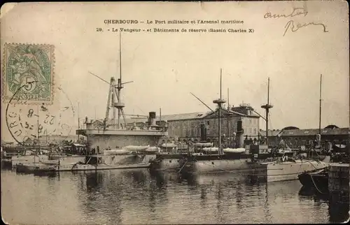 Ak Cherbourg Manche, Französische Kriegsschiffe, Le Vengeur et Batiments de reserve