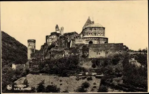 Ak Vianden Luxemburg, Les Ruines du Chateau