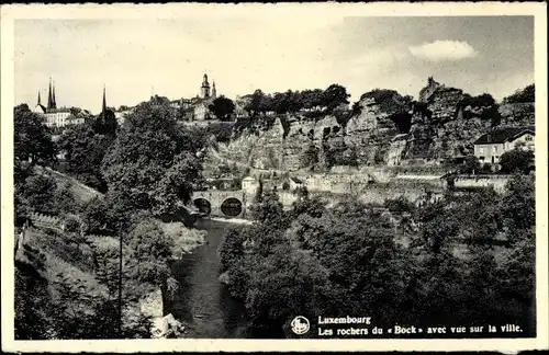 Ak Luxemburg Luxembourg, Les rochers du Bock avec vue sur la ville