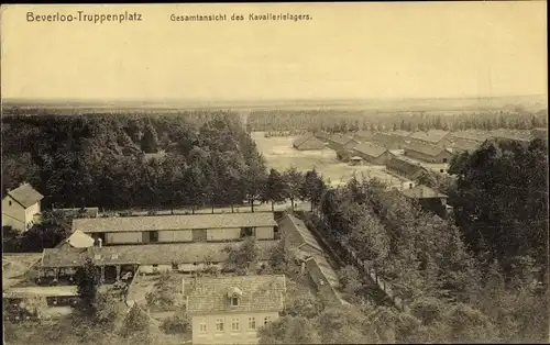 Ak Beverloo Beverlo Beringen Flandern Limburg, Truppenplatz, Panorama du Camp de Cavalerie