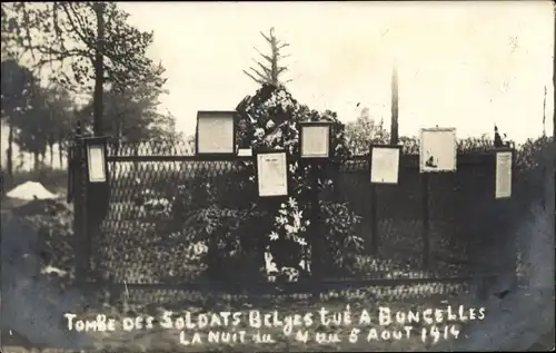 Foto Ak Seraing Wallonien Lüttich, Cimetière Militaire Belge Boncelles, Massengrab 1914