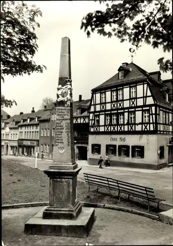 Ak Zwönitz im Erzgebirge Sachsen, Hotel Roß am Markt, Denkmal