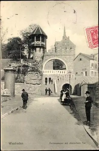 Ak Wiesbaden in Hessen, Heidenmauer mit römischem Tor