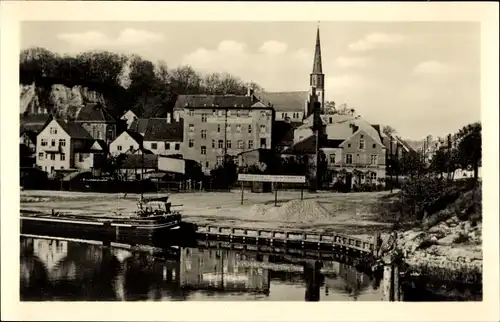 Ak Oderberg in der Mark, Fluss, Kirche