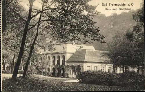 Ak Bad Freienwalde an der Oder, Kur- und Badehaus