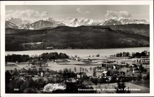 Ak Krumpendorf am Wörthersee in Kärnten, Gesamtansicht vom Ort, Alpen, Karawanken