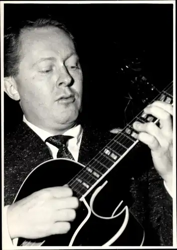 Foto Jazz Club Berlin 50er Jahre, Mitchell Herbert Herb Ellis, Gitarrist