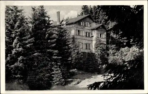 Ak Elgersburg, Blick zum Schöffenhaus am Schwalbenstein