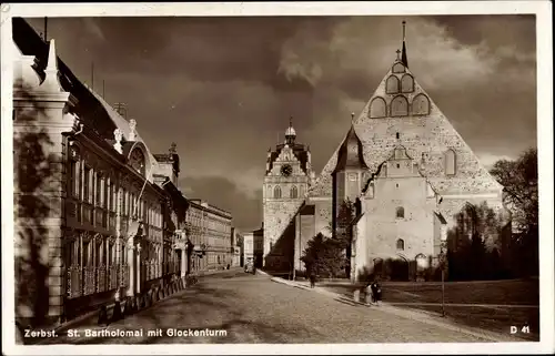 Ak Zerbst in Anhalt, St. Bartholomäi mit Glockenturm