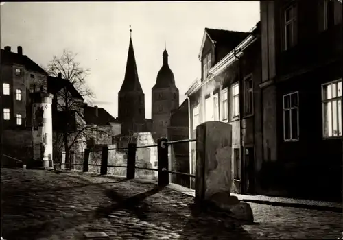Ak Altenburg in Thüringen, Berggasse, Rote Spitzen